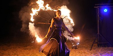 Taniec z ogniem, biwak i dobra zabawa. Radoszyce zaprosiły na Nocne Marki