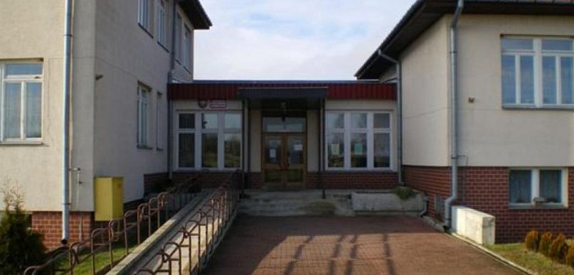 Fałszywy alarm bombowy w Gowarczowie