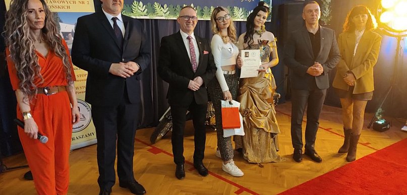 Kobieta na krańcu świata. Fryzjerzy rywalizowali w koneckiej "Kanadzie"