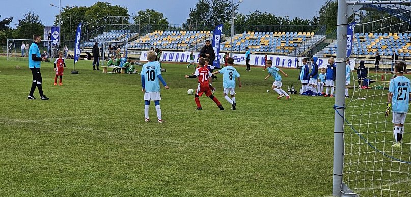 KWADrat Radoszyce Summer Cup. Piłkarskie święto najmłodszych w Radoszycach