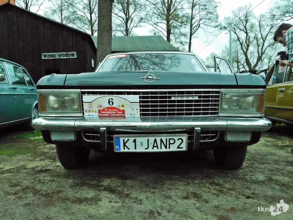 Auto Jana Pawła II 04