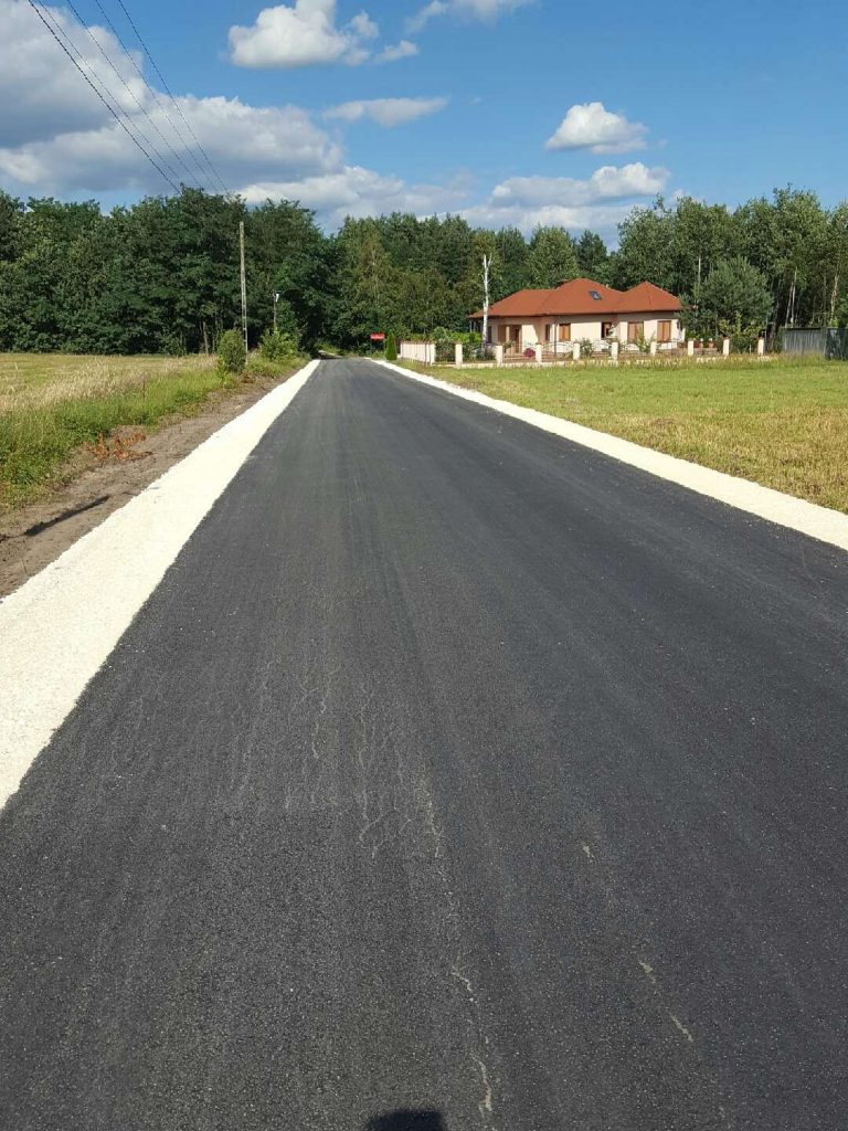Nowa droga w miejscowości Przybyszowy