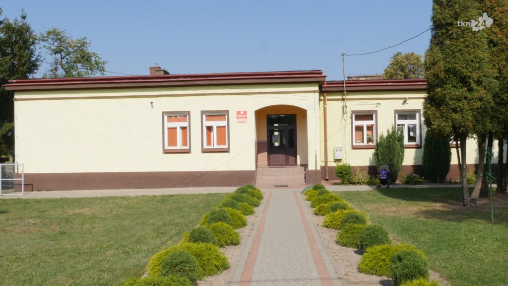 100-lecie szkoły w Pomykowie i 70-lecie ZSP nr 2 03