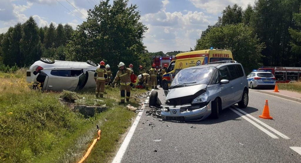 Groźny wypadek na DK42 w Smykowie