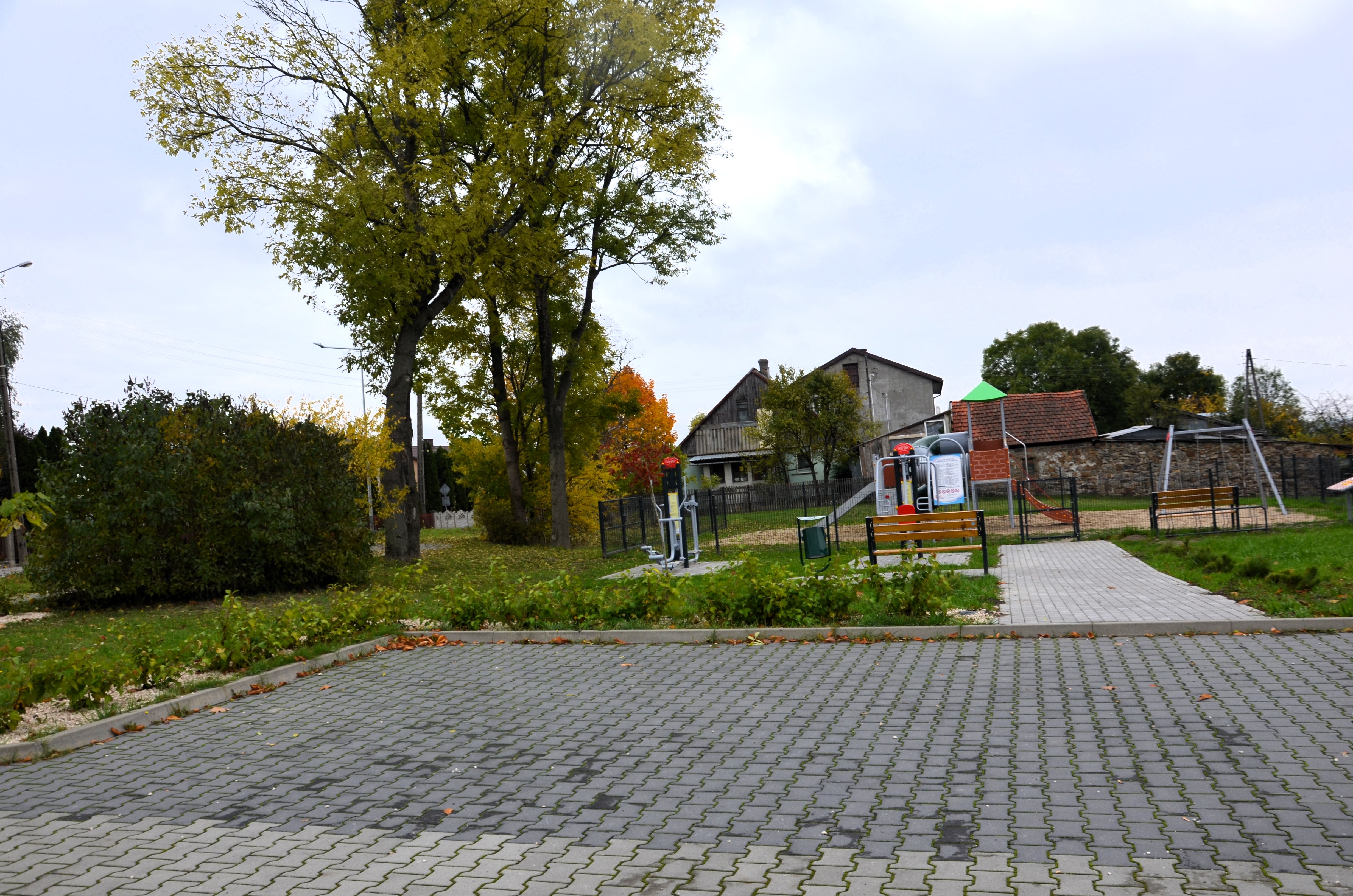 Gmina Stąporków realizuje inwestycje w Odrowążu [zdjęcia]