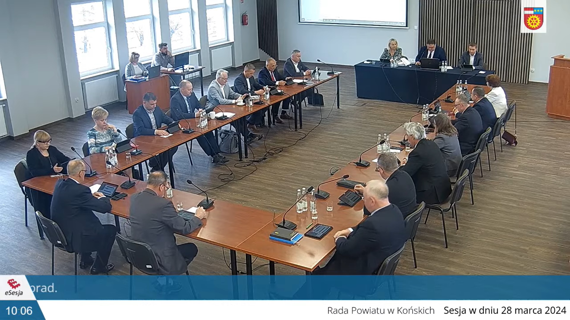 Sesja w powiecie. Czas podsumowań i dyskusja o odpadach w Stąporkowie