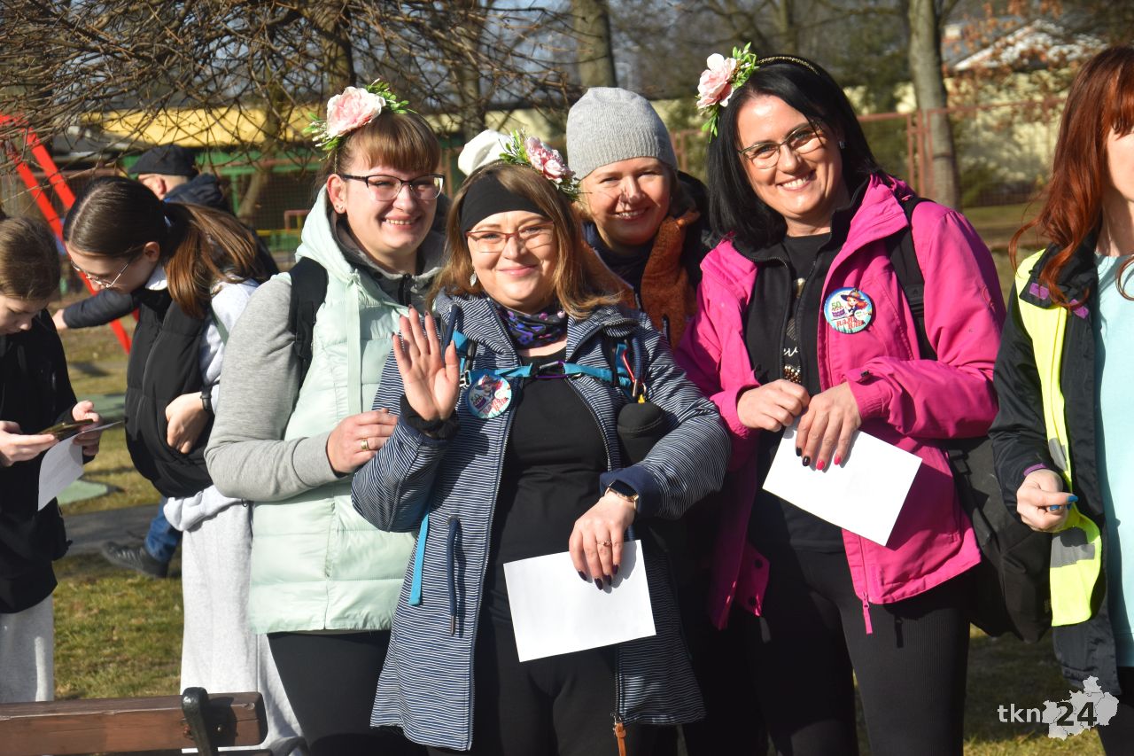 Rajd Bab ma już 50 lat! 500 uczestników na trasie jubileuszowej edycji [wideo, zdjęcia]