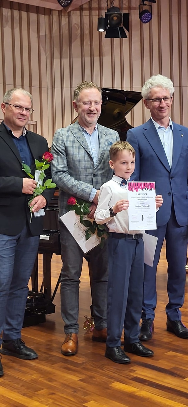 Pierwsze miejsce i wyróżnienie dla koneckich pianistów w ogólnopolskim konkursie [zdjęcia]