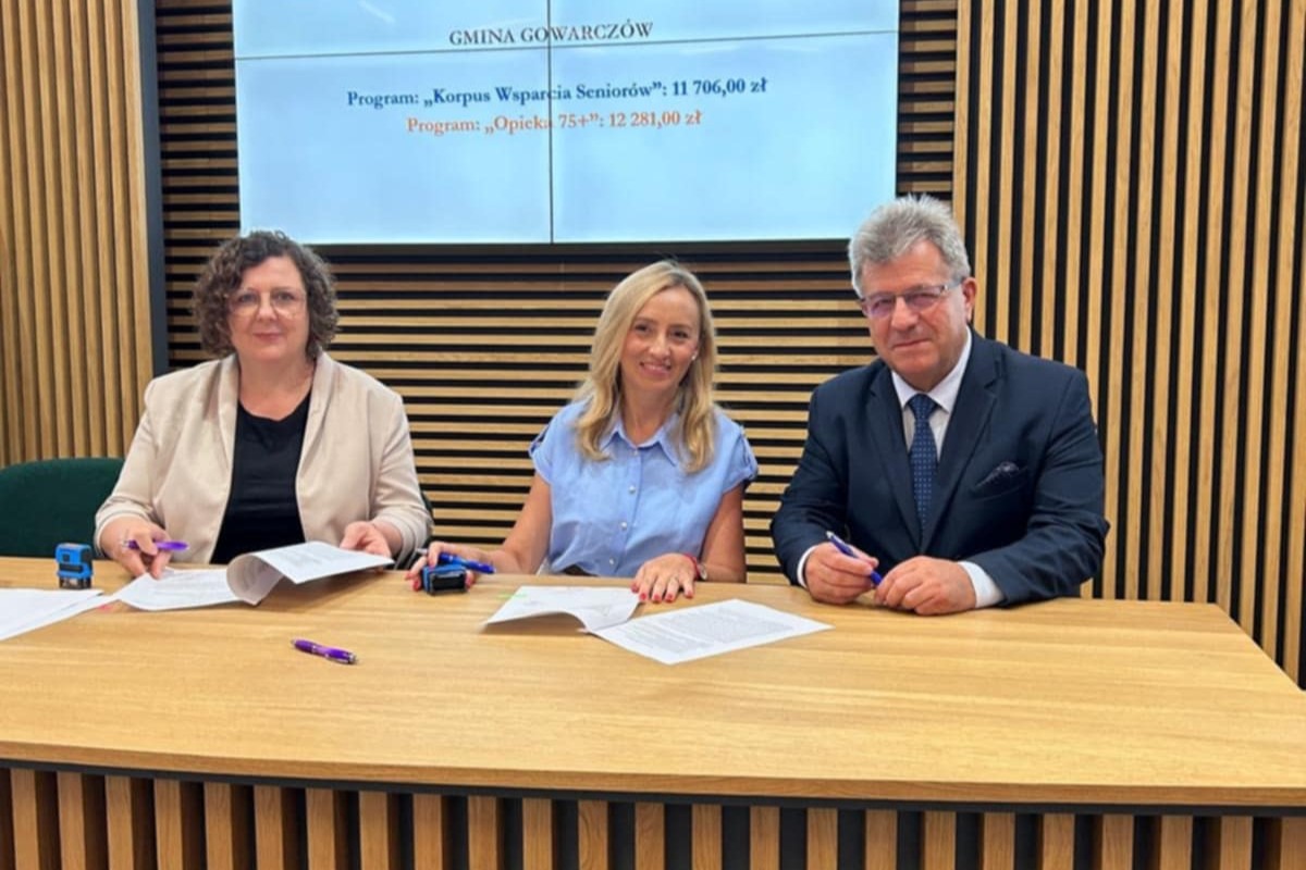 Gmina Gowarczów z kasą na usługi społeczne dla seniorów