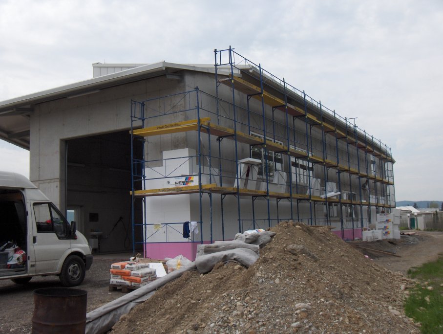 Potrzebujesz rusztowania do remontu? Sprawdź ofertę wypożyczalni RENOVA z Końskich [zdjęcia]