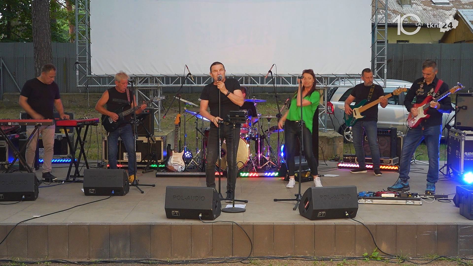 Tłumy i muzyczne emocje. Grupa Sufler porwała publiczność w Sielpi [wideo, zdjęcia]