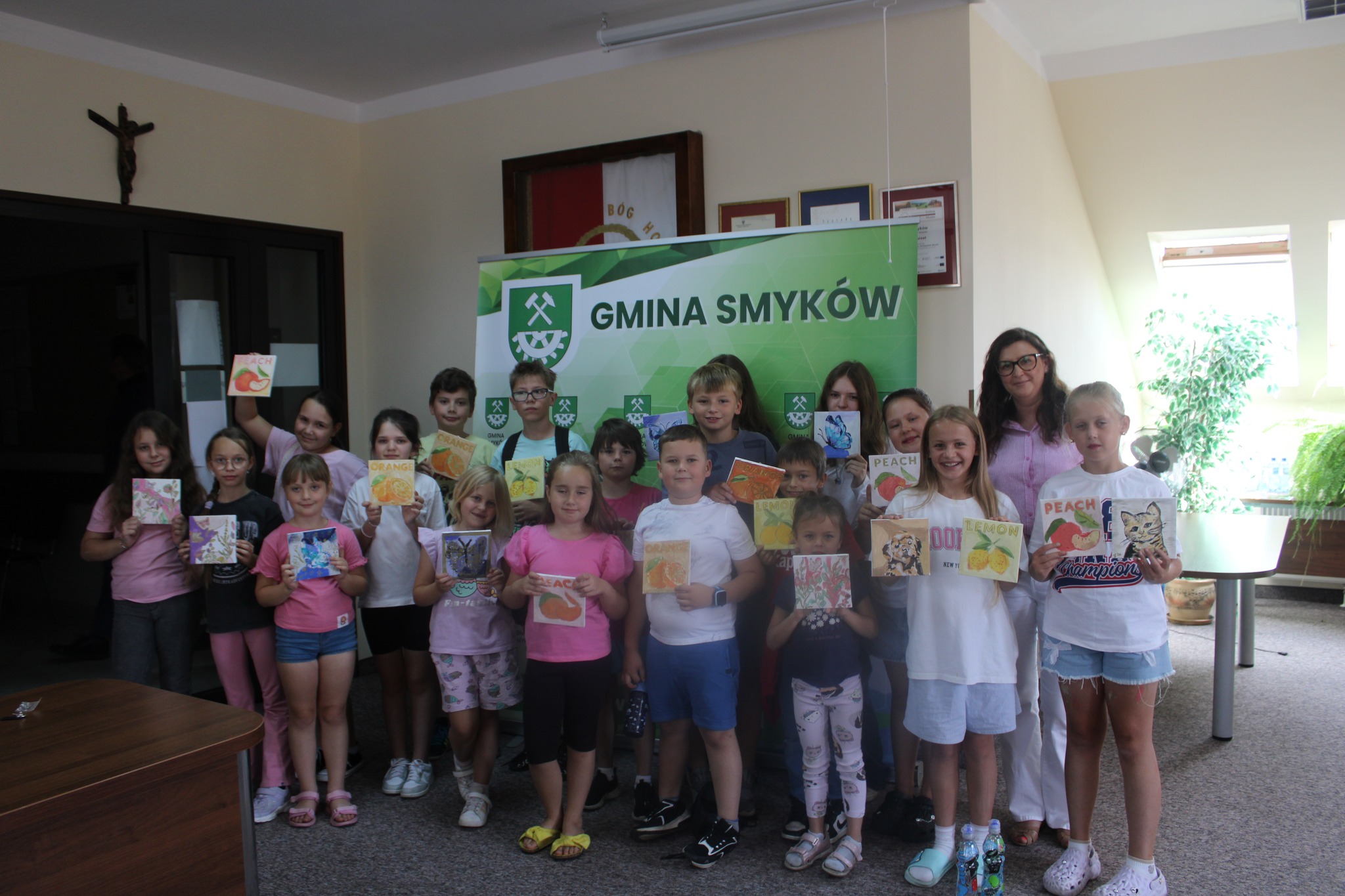 Lato w bibliotece. Dzieci uczestniczyły w ciekawych warsztatach [zdjęcia]