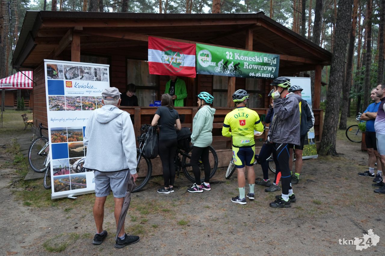 Pogoda nie wystraszyła uczestników 32. Koneckiego Rajdu Rowerowego [wideo, zdjęcia]