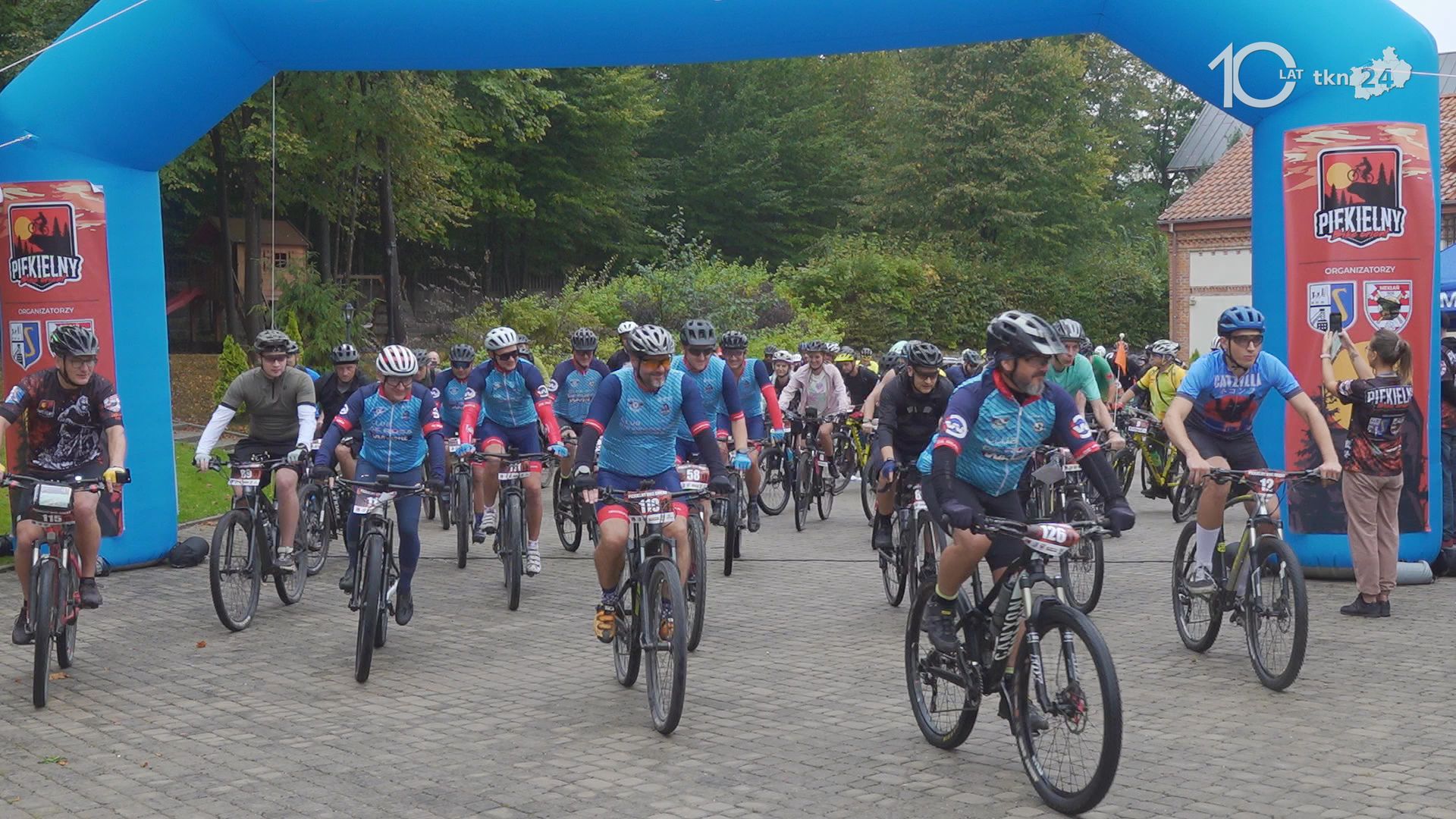 Ponad stu uczestników na Piekielnym Bike Oriencie w gminie Stąporków [wideo, zdjęcia]