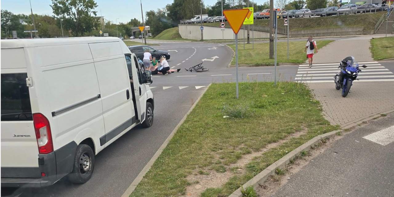 Potrącenie rowerzysty obok Kauflandu