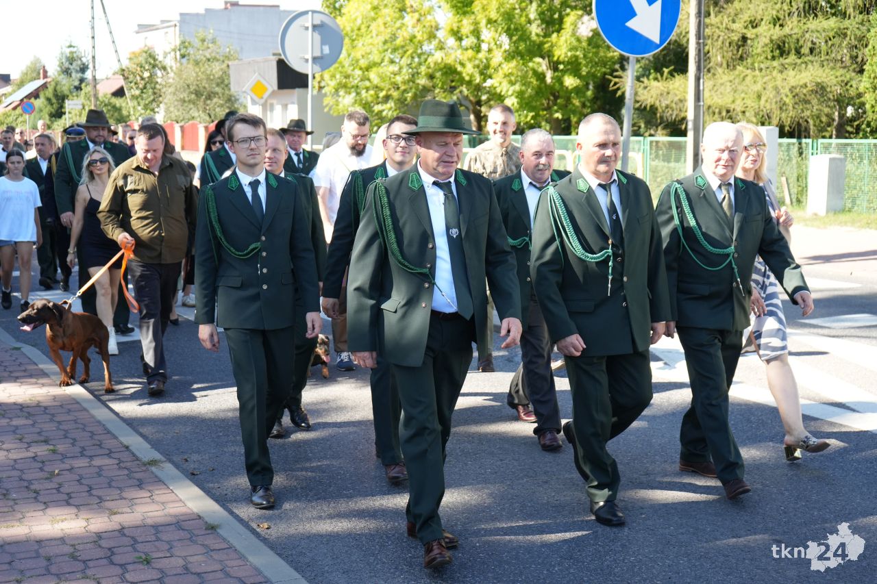 Pierwszy Hubertus Konecki. Tradycja łowiecka powiatu w Stąporkowie [wideo, zdjęcia]