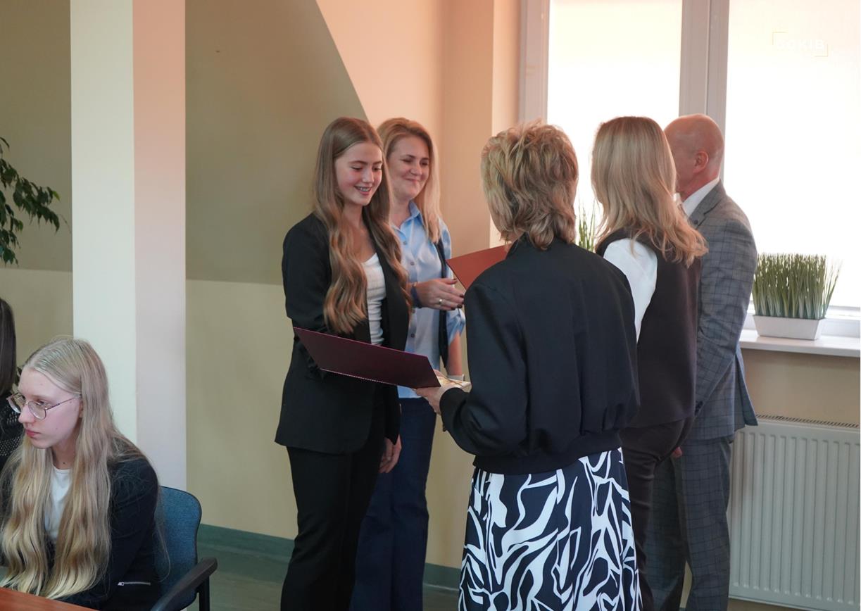 W Gowarczowie wręczono Nagrody Edukacyjne Burmistrza [zdjęcia]