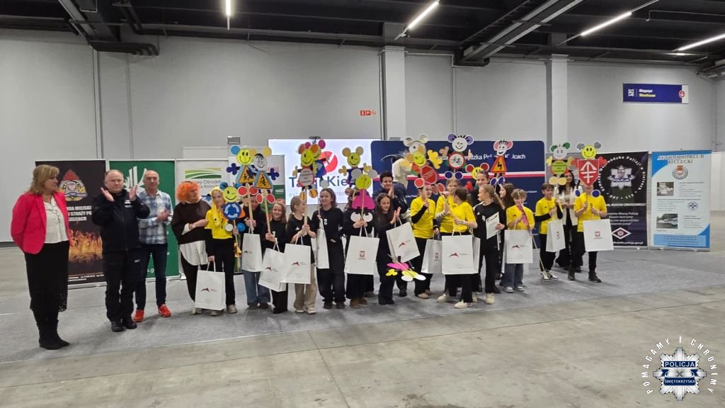 Podwójny sukces szkoły ze Stąporkowa w finale konkursu 'Bezpieczeństwo na Piątkę’ [zdjęcia]