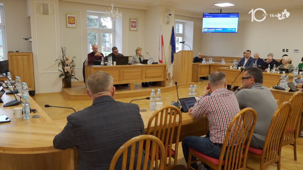 Zmiany w budżecie i uchwale o zabytkach. Kolejna sesja Rady Miejskiej w Końskich [wideo, zdjęcia]