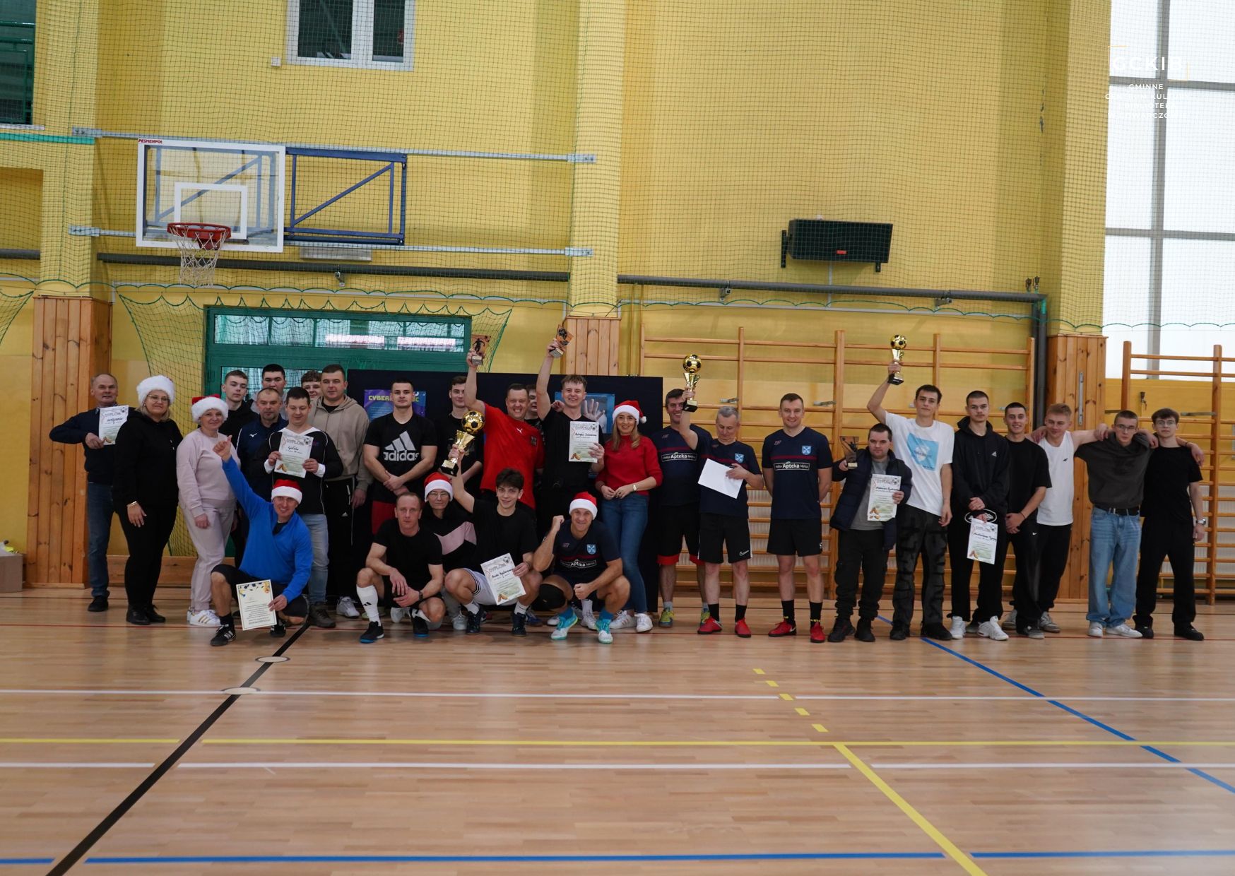 II Mikołajkowy Turniej o Puchar Burmistrza Miasta i Gminy Gowarczów rozstrzygnięty [zdjęcia]