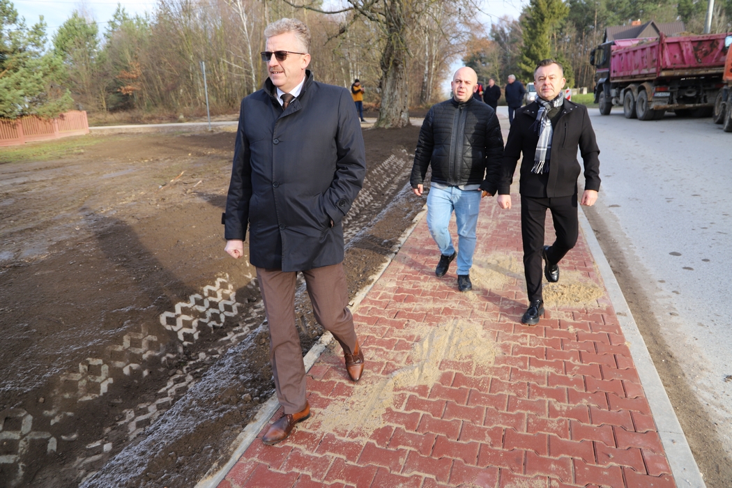 Kolejne odcinki dróg po remoncie. Inwestycje w gminie Słupia Konecka [zdjęcia]