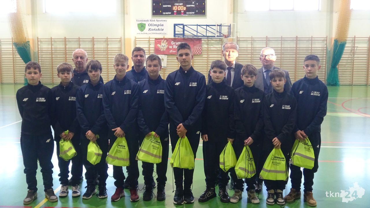 Piłkarze ze Stadnickiej Woli docenieni przez władze [wideo, zdjęcia]