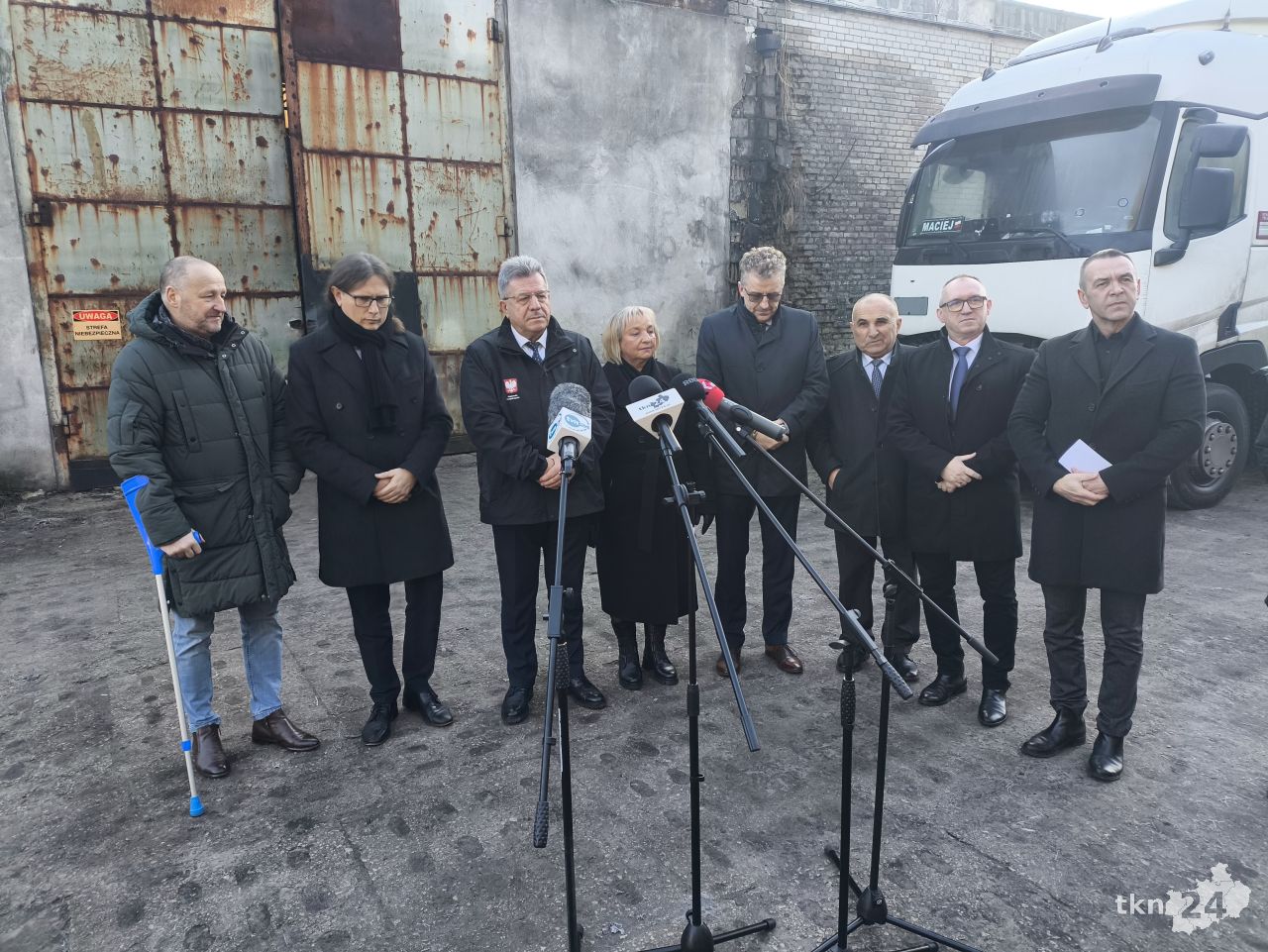 Wojewoda podsumowuje akcję usunięcia odpadów. Radny Skowron atakuje posła Goska [wideo, zdjęcia]