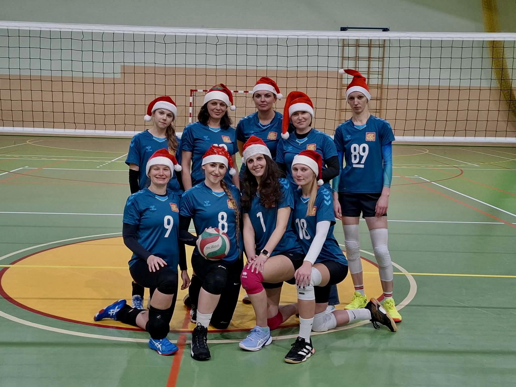 Koneckie siatkarki pokonują Sandomierz w ostatnim ligowym meczu [wideo, zdjęcia]