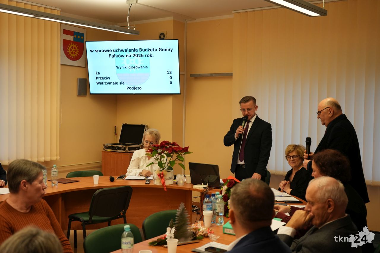 Świąteczno-budżetowa Sesja Rady Gminy Fałków [wideo, zdjęcia]
