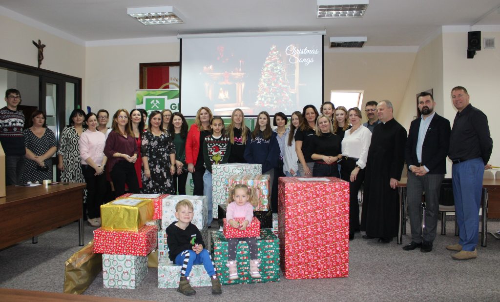 Smyków jednoczy siły. Mieszkańcy stworzyli Szlachetną Paczkę dla potrzebującego