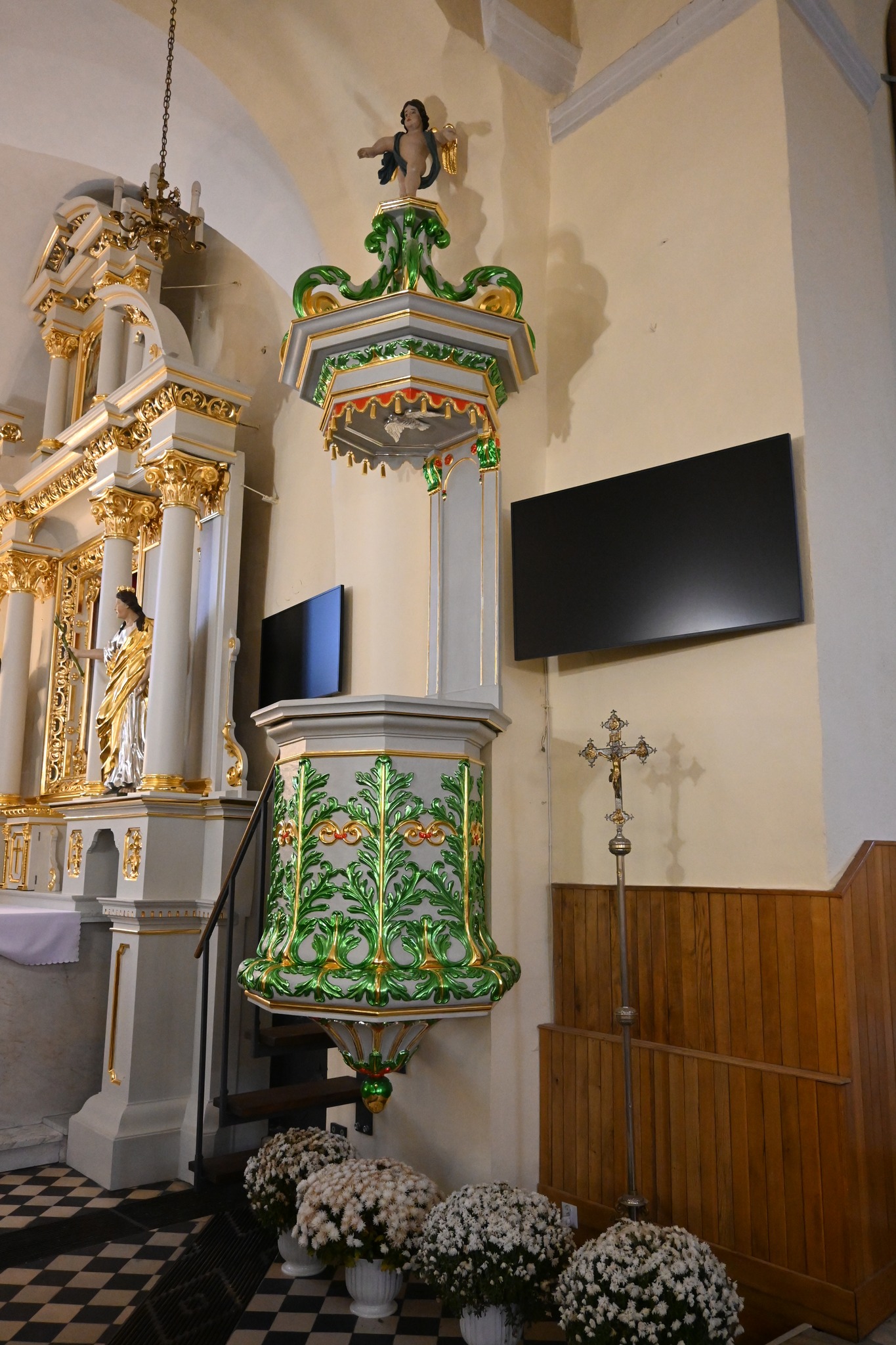 Zakończyła się renowacja wnętrza kościoła w Radoszycach [zdjęcia]