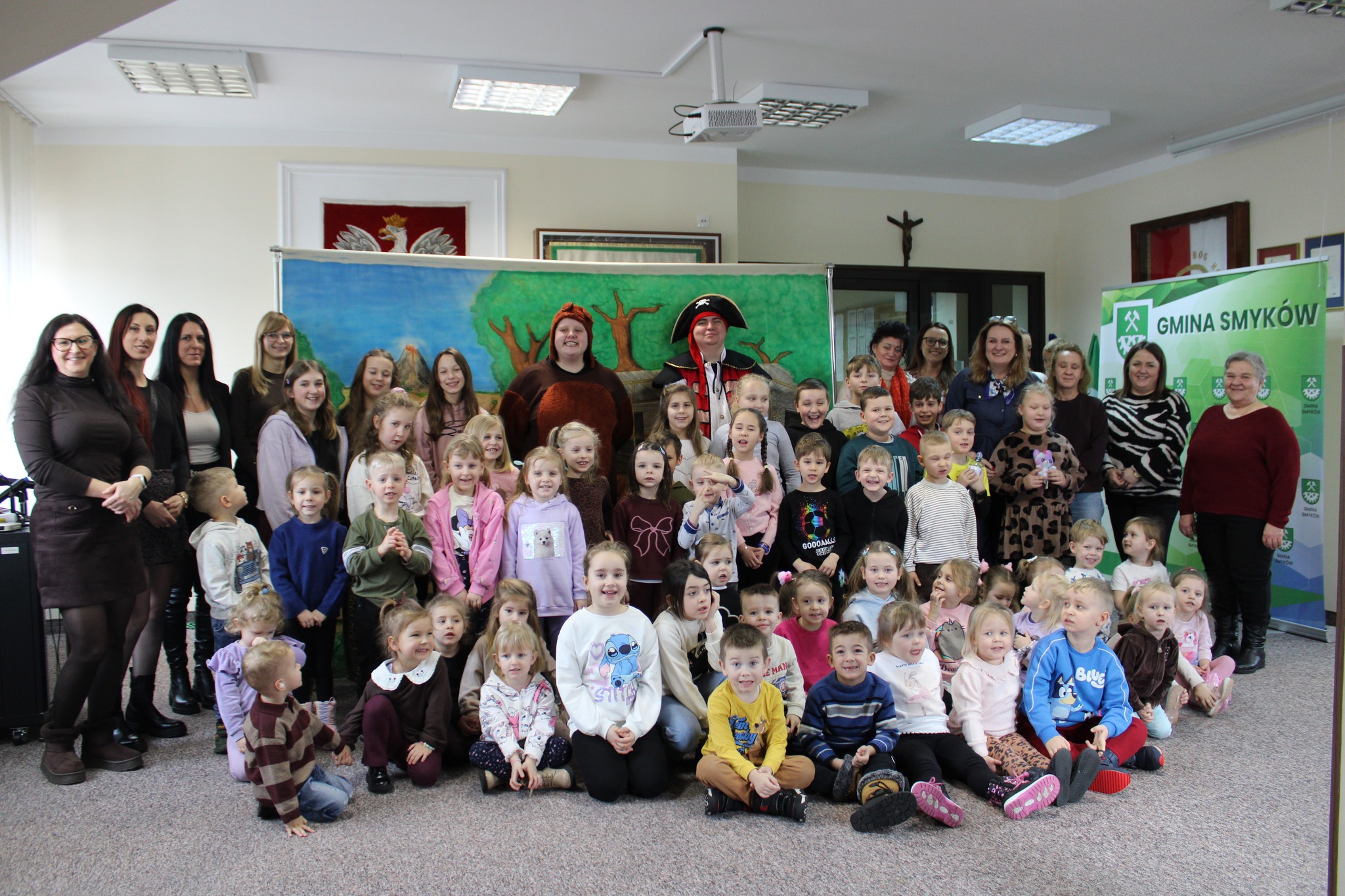 Ferie Zimowe z Biblioteką w Smykowie. Dobra zabawa i rozwój kreatywności dzieci [zdjęcia]