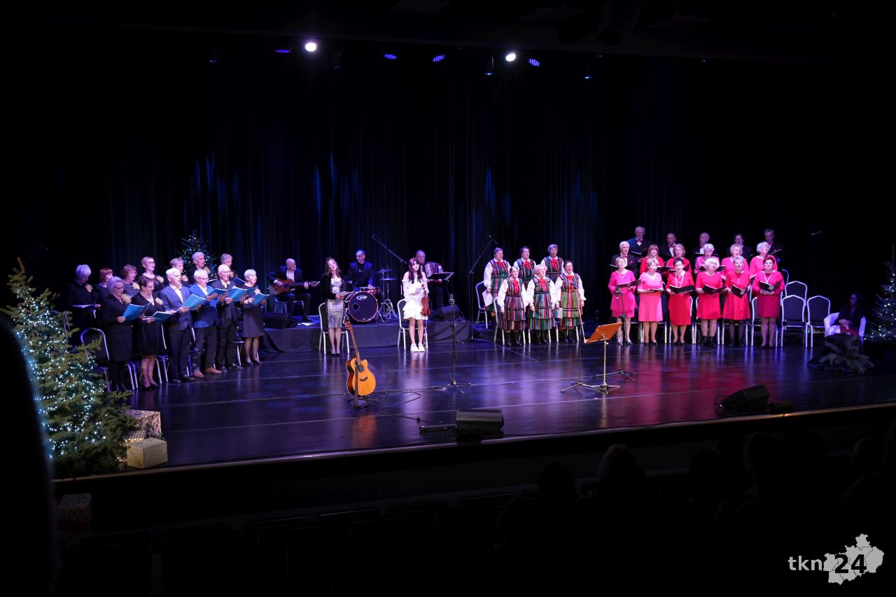 Noworoczny koncert kolęd i pastorałek w Koneckim Centrum Kultury [wideo, zdjęcia]